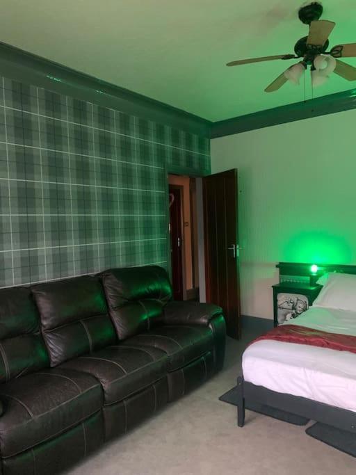 Family Holiday Home Μπλάκπουλ Εξωτερικό φωτογραφία